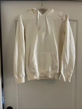 Classic Cream Pullover Hoodie with Kangaroo Pocket - Unbranded